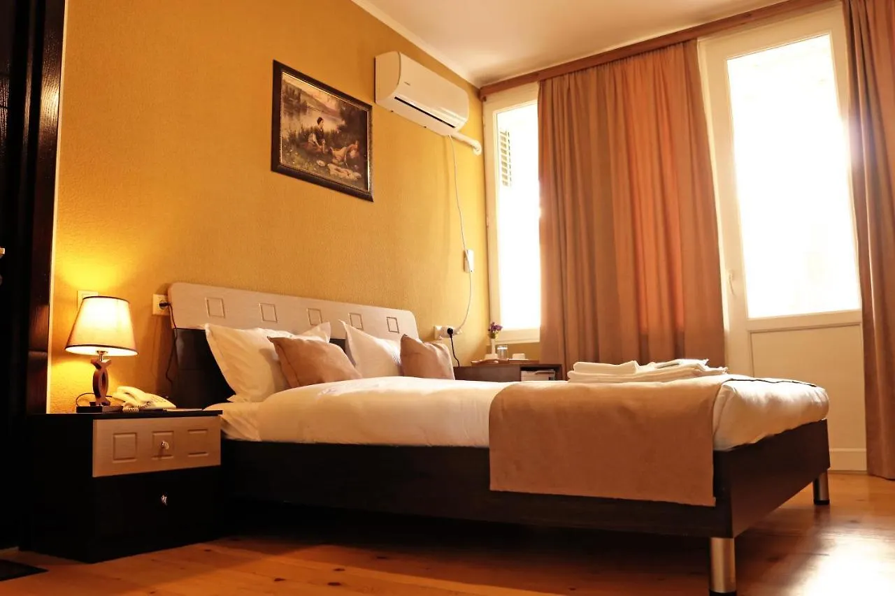 Sisno Hotel Tbilisi 4*,  Geórgia