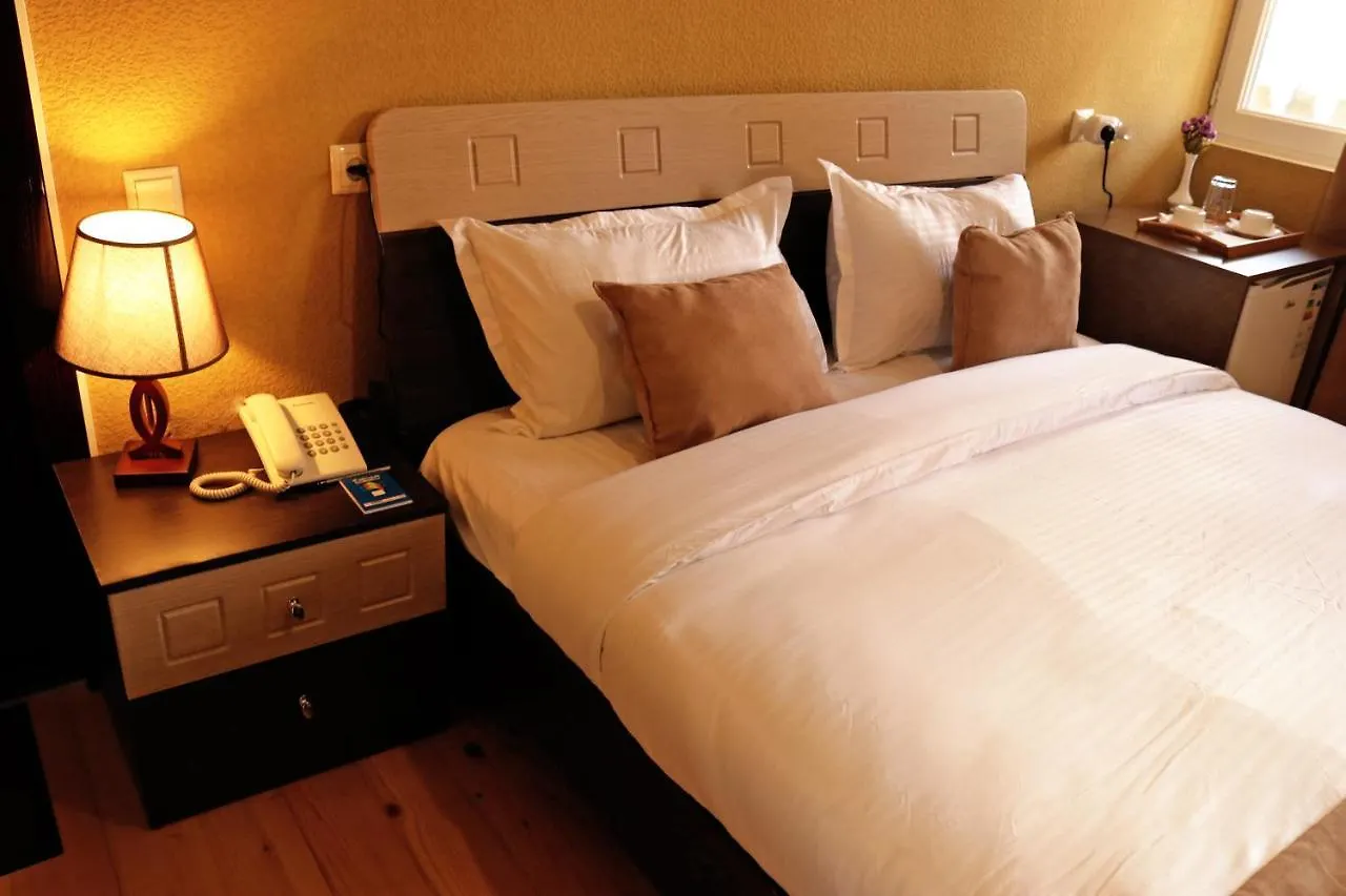 Sisno Hotel Tbilisi